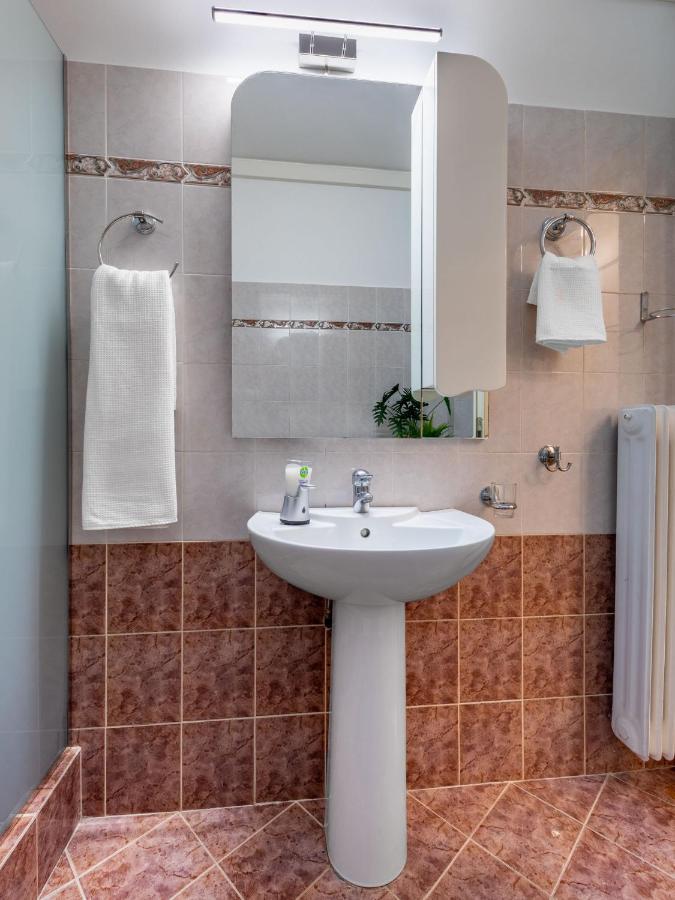 Luxury Museum Apartment Athena Bagian luar foto