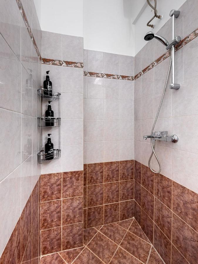 Luxury Museum Apartment Athena Bagian luar foto